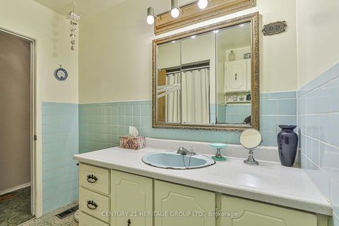 Photo 19 at 116 Longford Drive, London, Newmarket