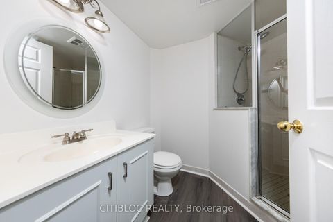 Photo 19 at 508 - 1 Emerald Lane, Yorkhill, Vaughan