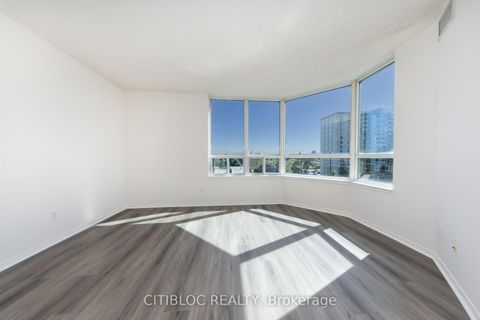 Photo 20 at 508 - 1 Emerald Lane, Yorkhill, Vaughan