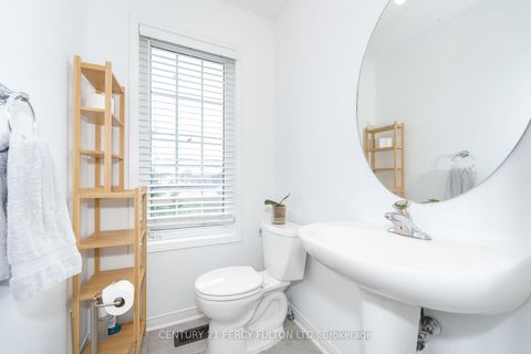 Photo 29 at 119 Torbarrie Road, CFB, Toronto