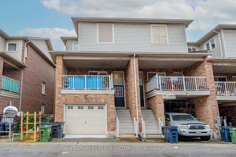 Photo 40 at 119 Torbarrie Road, CFB, Toronto