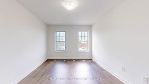 Photo 16 at 60 - 2315 Sheppard Ave West Avenue, Pelmo Park W5, Toronto