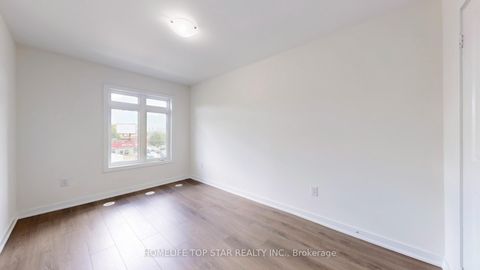 Photo 18 at 60 - 2315 Sheppard Ave West Avenue, Pelmo Park W5, Toronto