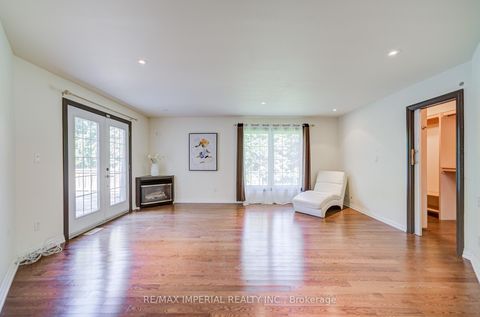 Photo 12 at 20 Blackforest Drive, Oak Ridges, Richmond Hill