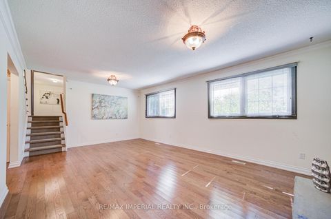 Photo 23 at 20 Blackforest Drive, Oak Ridges, Richmond Hill