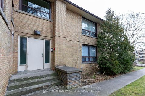 Photo 2 at 157 Berry Road, Queensway, Toronto