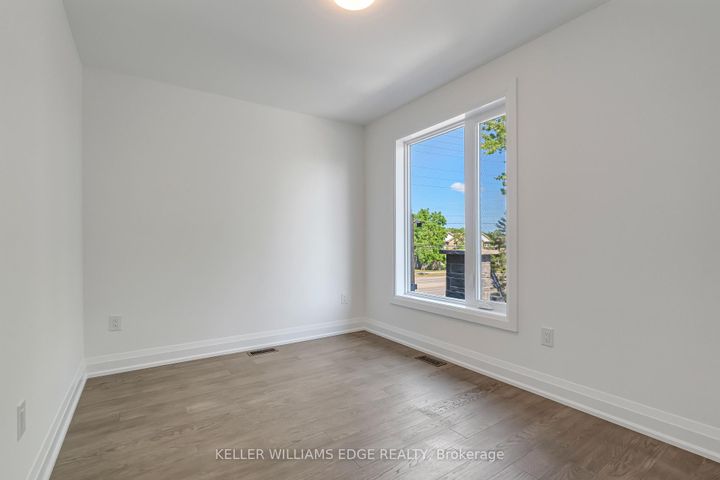Photo 24 at 2 - 2154 Walkers Line, Headon, Burlington