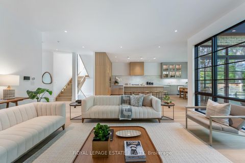 Photo 13 at 138 Balsam Avenue, The Beaches, Toronto