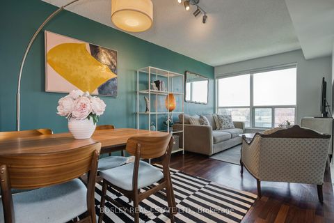 Photo 2 at 326 - 60 Fairfax Crescent, Birchmount, Toronto