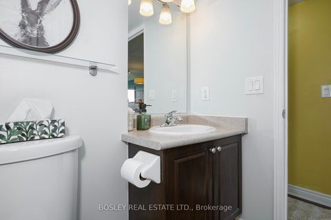 Photo 7 at 326 - 60 Fairfax Crescent, Birchmount, Toronto