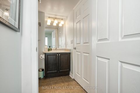 Photo 10 at 326 - 60 Fairfax Crescent, Birchmount, Toronto