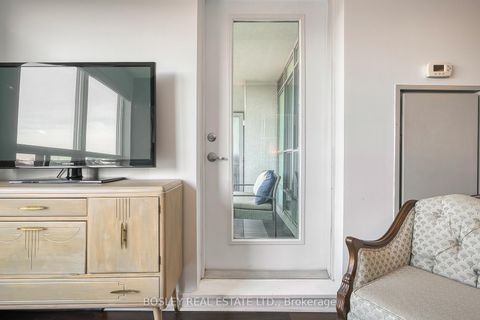Photo 15 at 326 - 60 Fairfax Crescent, Birchmount, Toronto