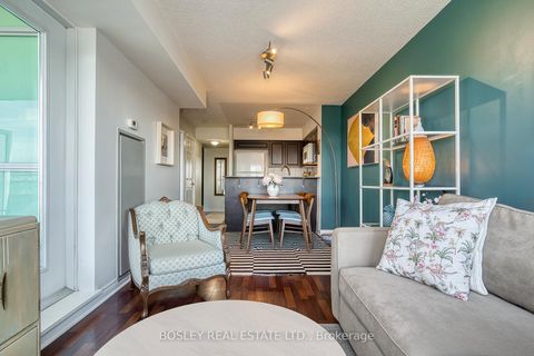 Photo 16 at 326 - 60 Fairfax Crescent, Birchmount, Toronto