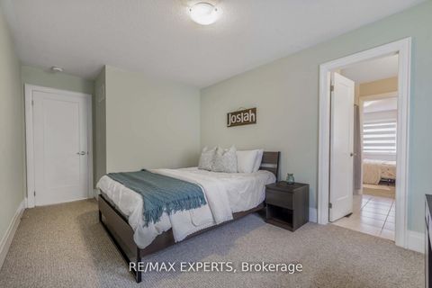 Photo 25 at 75 Bethpage Crescent, Glenway Estates, Newmarket