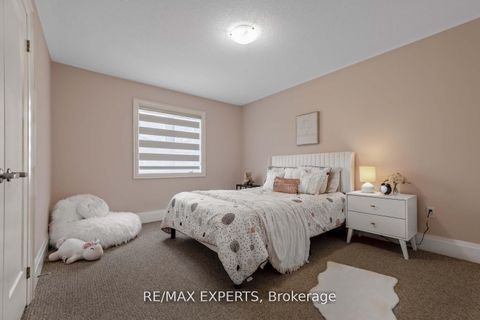 Photo 26 at 75 Bethpage Crescent, Glenway Estates, Newmarket
