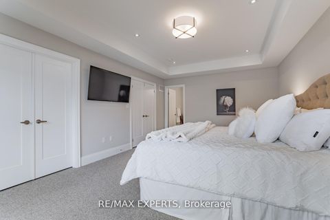 Photo 30 at 75 Bethpage Crescent, Glenway Estates, Newmarket