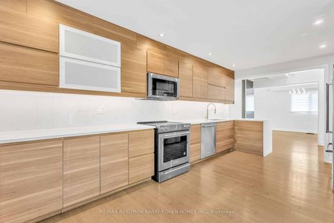 Photo 5 at 20 Bruce Farm Drive, Steeles, Toronto
