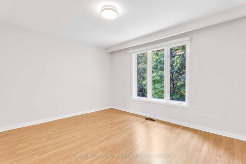 Photo 13 at 20 Bruce Farm Drive, Steeles, Toronto