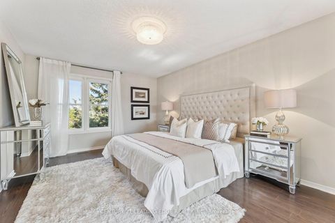 Photo 24 at 25 Strawberry Hills Drive, Milliken, Toronto