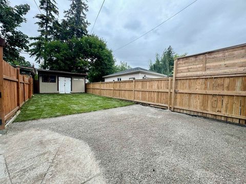 Photo 35 at 548 Glebeholme Boulevard, Danforth, Toronto