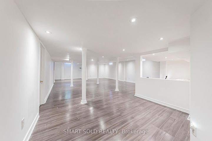 Photo 38 at 140 English Oak Drive, Oak Ridges Lake Wilcox, Richmond Hill