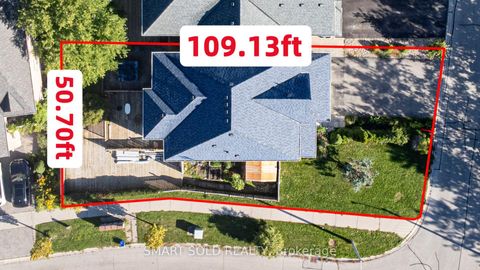 Photo 2 at 140 English Oak Drive, Oak Ridges Lake Wilcox, Richmond Hill