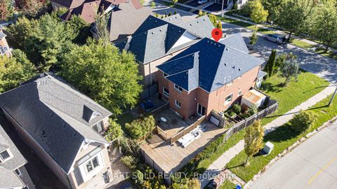 Photo 6 at 140 English Oak Drive, Oak Ridges Lake Wilcox, Richmond Hill