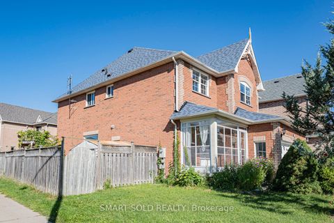 Photo 7 at 140 English Oak Drive, Oak Ridges Lake Wilcox, Richmond Hill