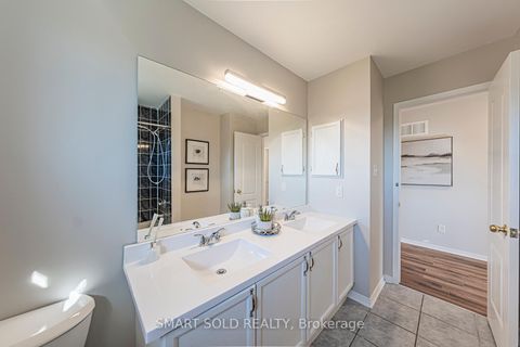 Photo 36 at 140 English Oak Drive, Oak Ridges Lake Wilcox, Richmond Hill