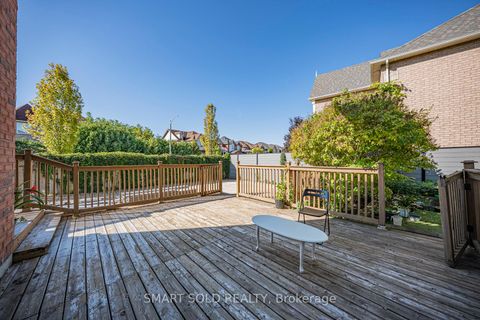 Photo 39 at 140 English Oak Drive, Oak Ridges Lake Wilcox, Richmond Hill