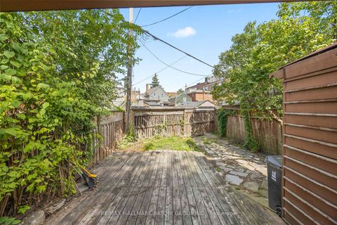 Photo 16 at 135 Kenwood Avenue, Cedarvale, Toronto