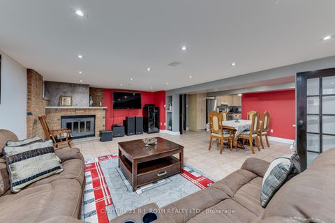 Photo 33 at 193 Epsom Downs Drive, CFB, Toronto