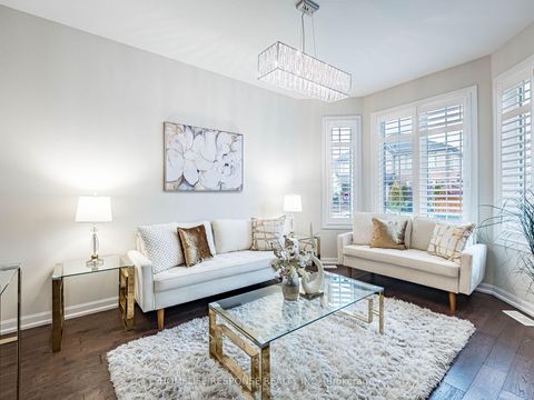 Photo 4 at 115 BEAVERIDGE Avenue W, GO Glenorchy, Oakville