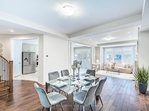 Photo 6 at 115 BEAVERIDGE Avenue W, GO Glenorchy, Oakville