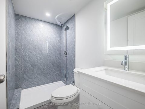 Photo 36 at 115 BEAVERIDGE Avenue W, GO Glenorchy, Oakville