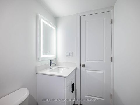 Photo 37 at 115 BEAVERIDGE Avenue W, GO Glenorchy, Oakville