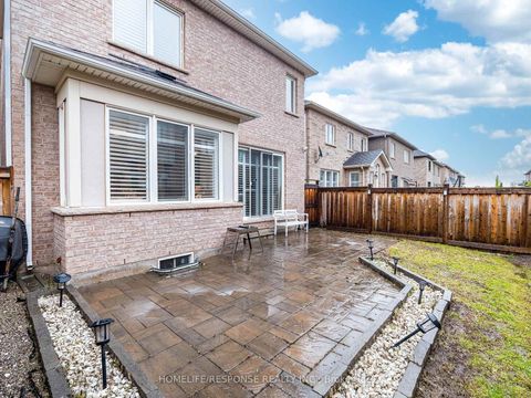 Photo 39 at 115 BEAVERIDGE Avenue W, GO Glenorchy, Oakville