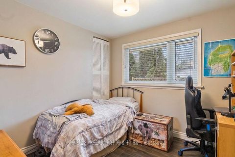 Photo 11 at 177 Woodhaven Park Drive, BR Bronte, Oakville