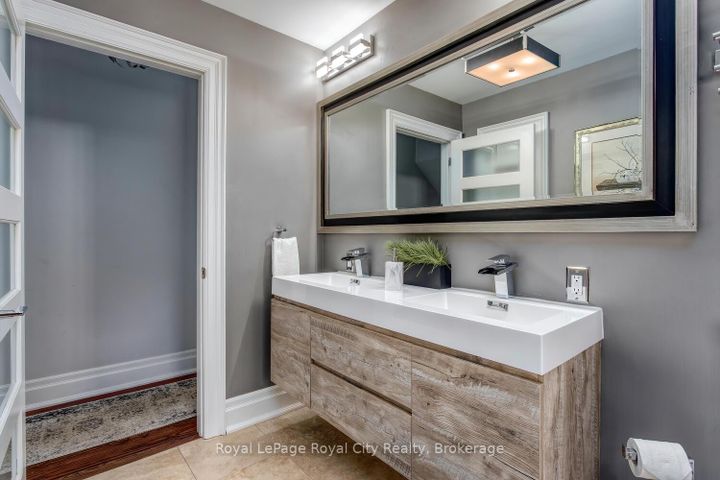 Photo 33 at 1158 Conservation Road E, Campbellville, Milton