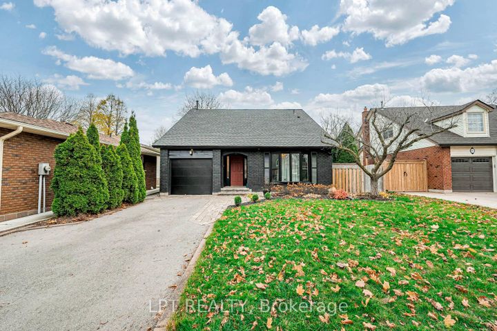 Photo 1 at 680 Powell Court, Brant, Burlington