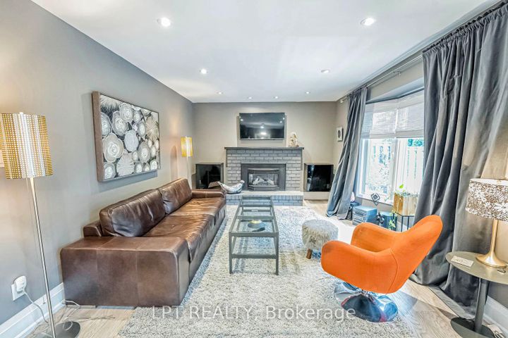 Photo 14 at 680 Powell Court, Brant, Burlington