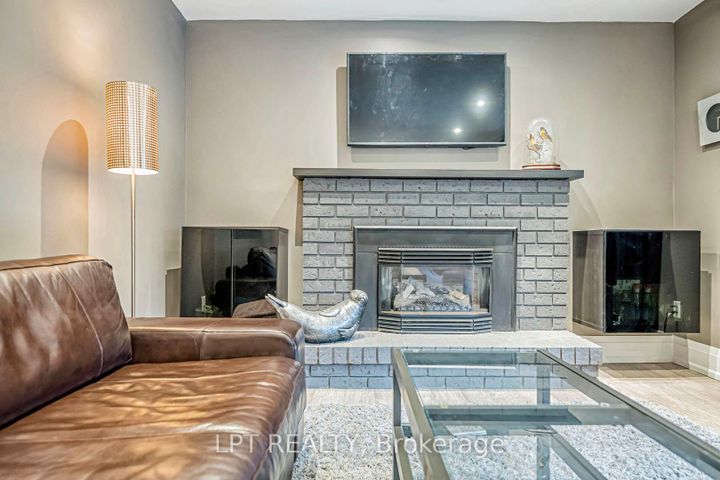Photo 15 at 680 Powell Court, Brant, Burlington