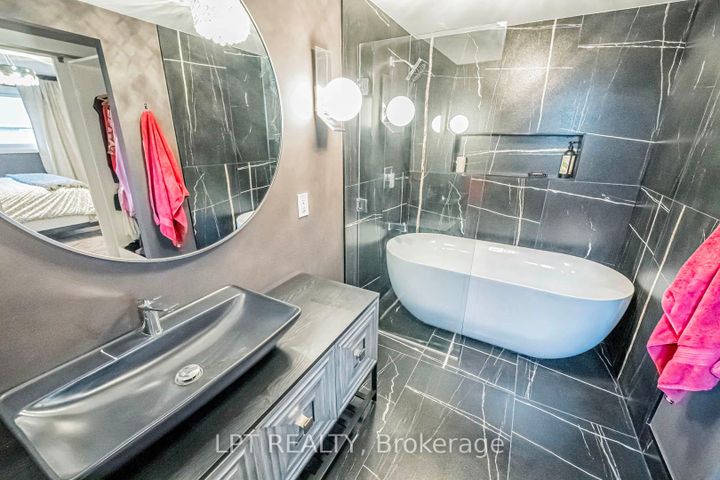 Photo 29 at 680 Powell Court, Brant, Burlington