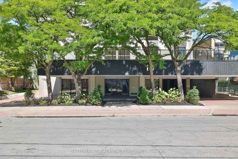 Photo 4 at 202 - 10 Prue Avenue, Lawrence, Toronto