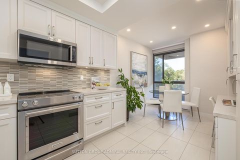 Photo 17 at 202 - 10 Prue Avenue, Lawrence, Toronto