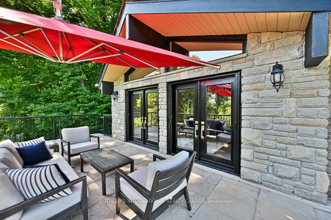 Photo 2 at 41 Meadowcliffe Drive, Cliffcrest, Toronto