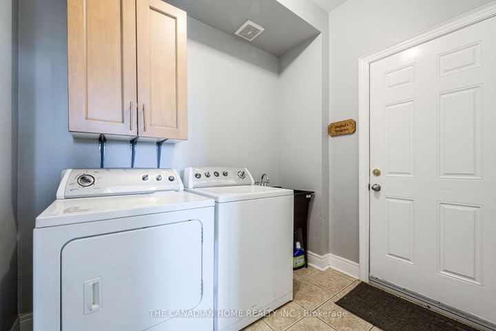 Photo 24 at 35 Ashby Field Road, Credit Valley, Brampton