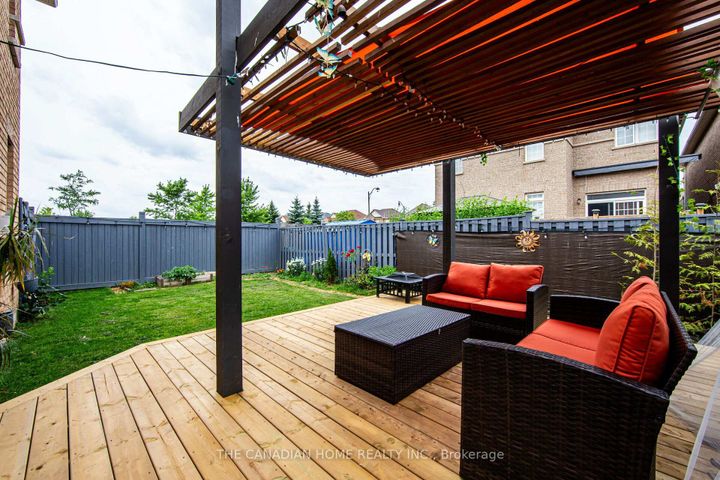 Photo 33 at 35 Ashby Field Road, Credit Valley, Brampton