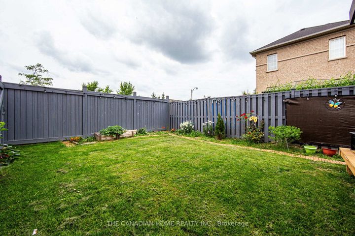 Photo 35 at 35 Ashby Field Road, Credit Valley, Brampton