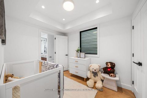 Photo 19 at 72 Montrose Avenue, Bellwoods, Toronto